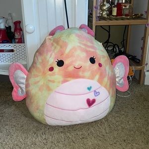Balia Butterfly squishmallow (no tag)